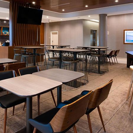 Springhill Suites By Marriott Kansas City Northeast Bagian luar foto