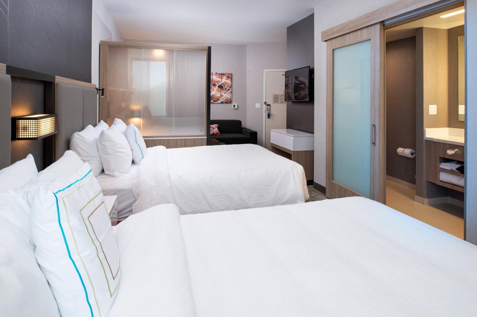 Springhill Suites By Marriott Kansas City Northeast Bagian luar foto